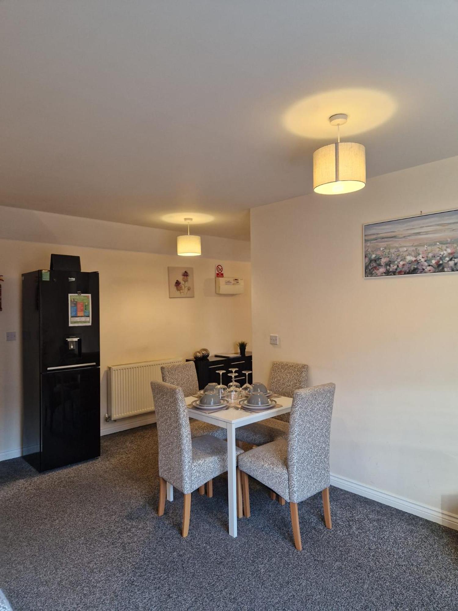 Hereford - Mayflower Coach House, Modern 2 Bedroom Property With Parking, Located South Of Hereford City, Suitable For Small Family, Couple Or Contractors - Sleeps Up To 5 Guests - Hosted By Rentmyhouse Εξωτερικό φωτογραφία