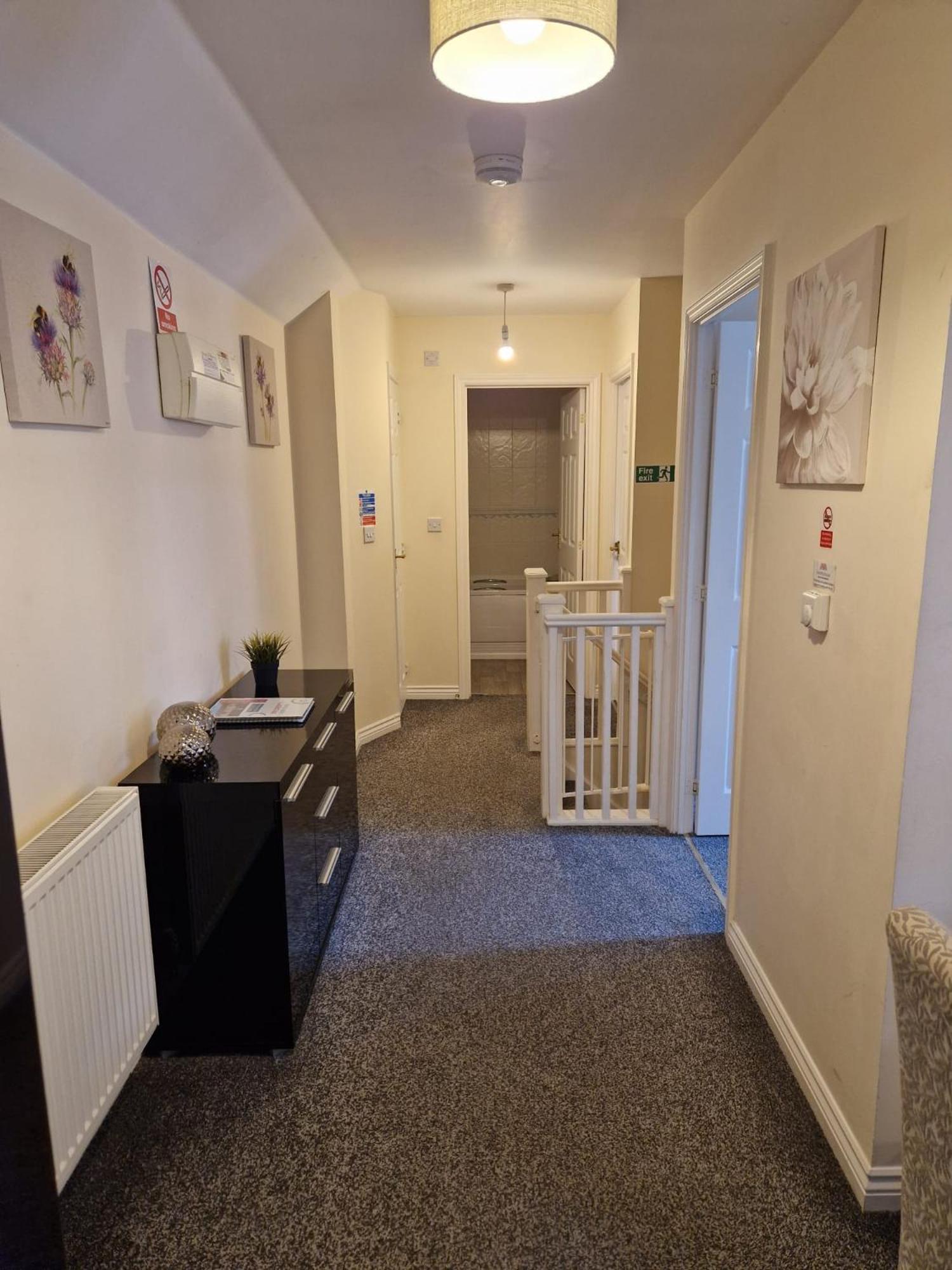 Hereford - Mayflower Coach House, Modern 2 Bedroom Property With Parking, Located South Of Hereford City, Suitable For Small Family, Couple Or Contractors - Sleeps Up To 5 Guests - Hosted By Rentmyhouse Εξωτερικό φωτογραφία